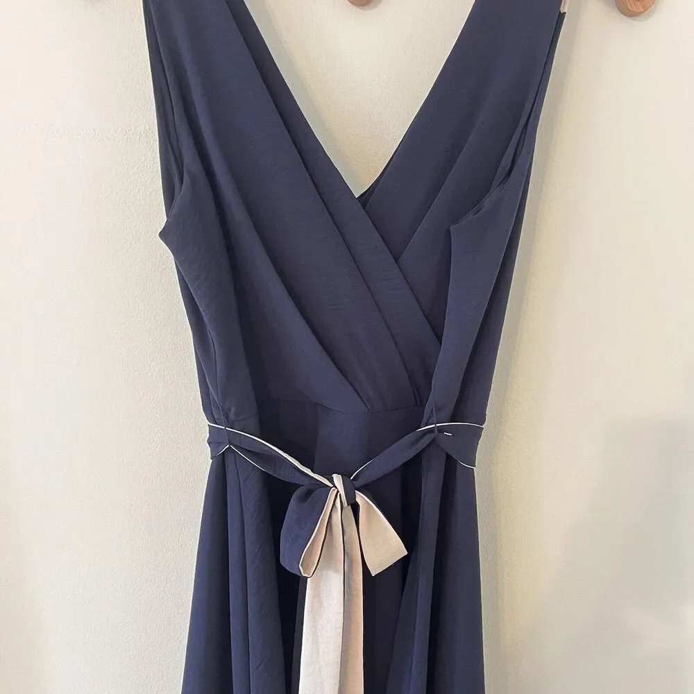 DKNY Colorblocked Belted Faux-Wrap Dress Navy Beige Size 16 - Picture 3 of 10